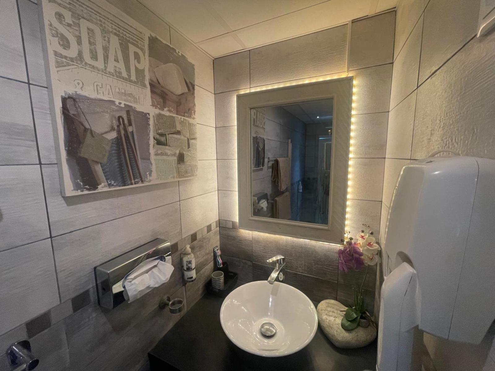 Appart' Spa Et Sauna Privatif Au Coeur De Beaune Ngoại thất bức ảnh